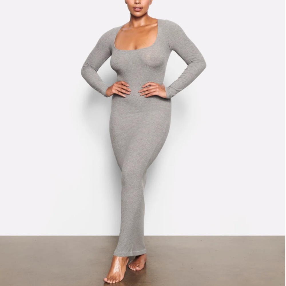 SKIMS SOFT LOUNGE LONG SLEEVE DRESS HEATHER GREY